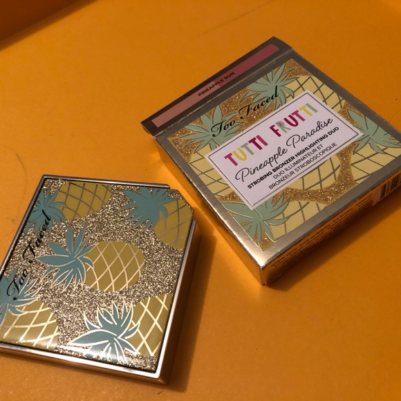 Too Faced - tutti fruiti pineapple paradise duo bronzer and highlighter - Picture 3 of 4